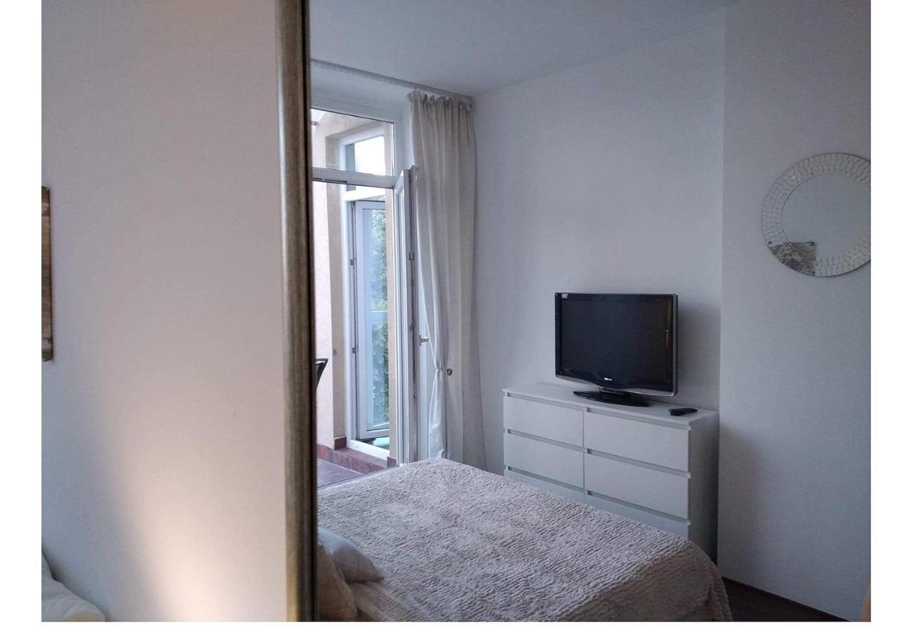 Sunny Penthouse With Roof Gardens Overlooking The Warsaw Palace Of Culture Pruszków Esterno foto