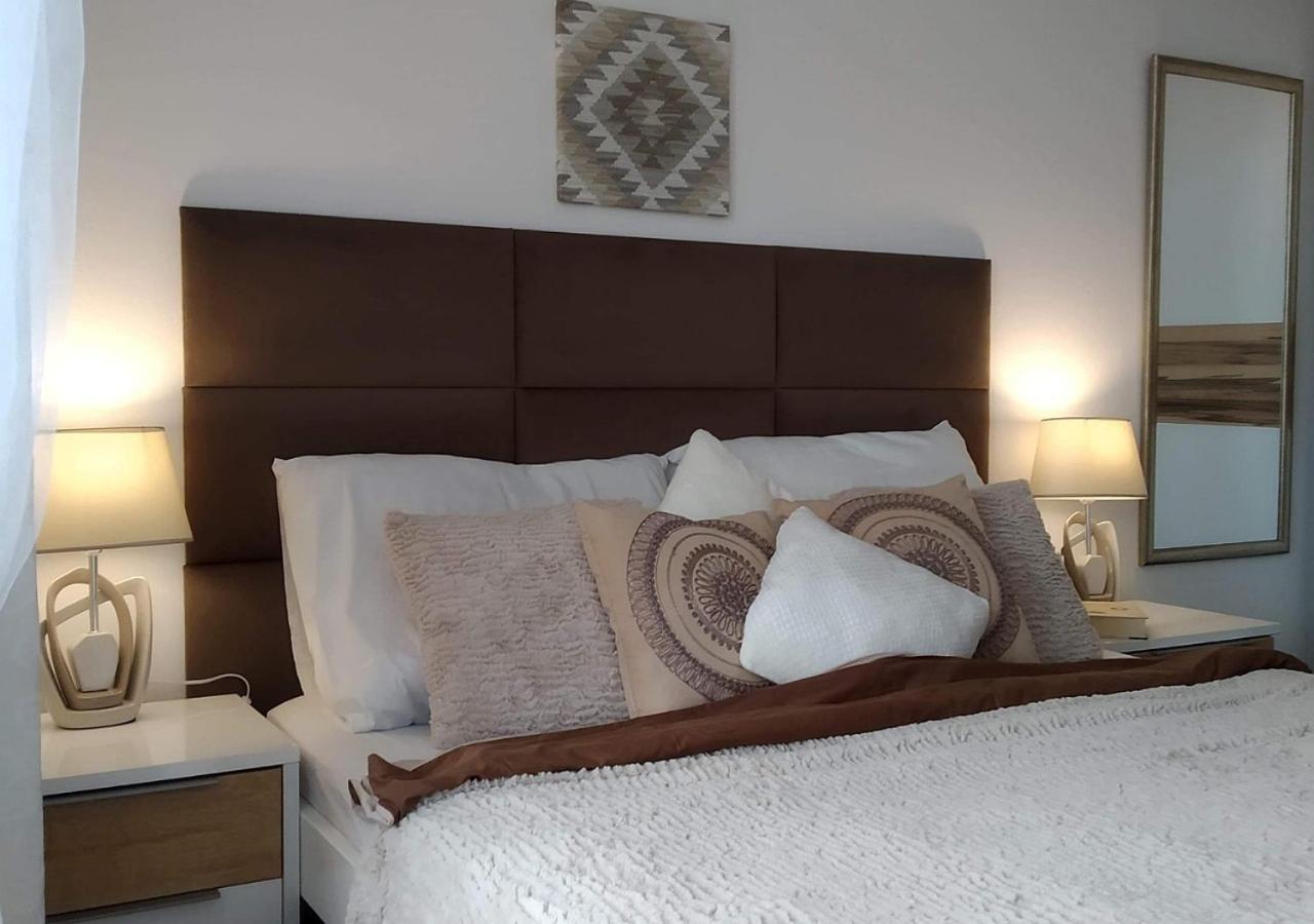 Sunny Penthouse With Roof Gardens Overlooking The Warsaw Palace Of Culture Pruszków Esterno foto